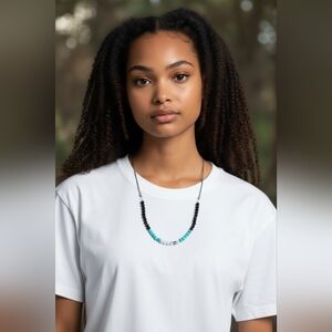 NWT Elegant Black and Blue Beaded Necklace